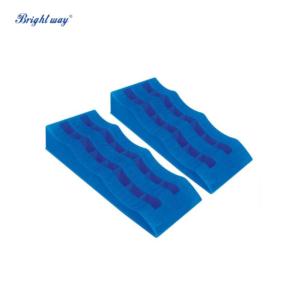 High-quality 3 Steps trailer wheel lever ramp with UV resistant
