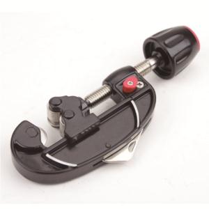 Quick release tubing cutter