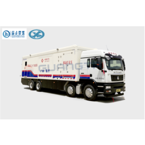 Mobile operating vehicle