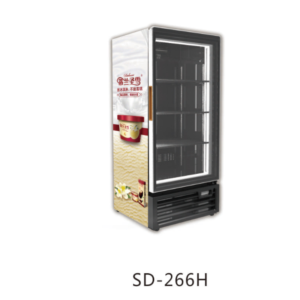 UPRIGHT FREEZER