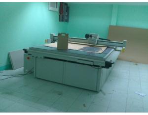 Cardboard carton box sample maker cutting machine