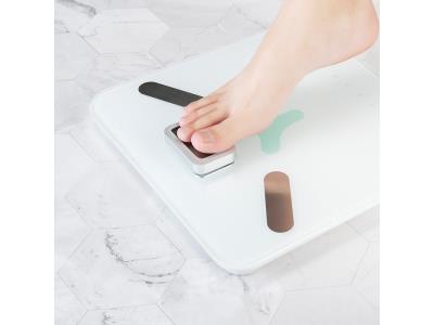 Digital body fat scale Battery-free