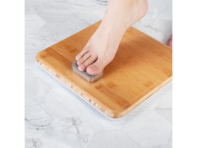 Personal Scale Battery-free