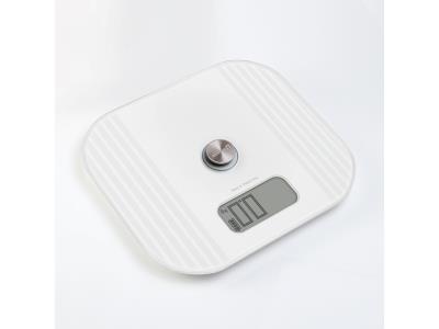 Personal Scale Bettery-free
