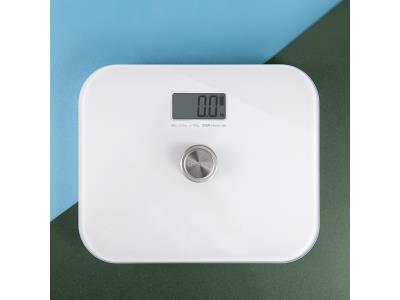 Personal scale Battery-free