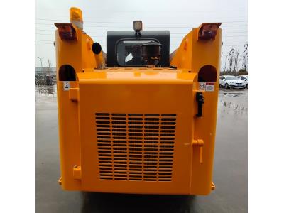 China's Famous Canmax Skid Steer Loader Attachments Road Sweeper