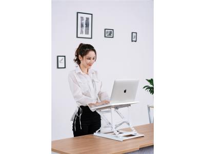 FOLDABLE PORTABLE UNIVERSAL LAPTOP STAND-HDWM001