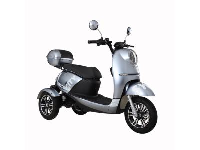 T412-4 650W 3 Wheel Electric Mobility Scooter for Old People with Rear Box