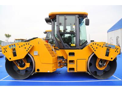 XCMG official 14 ton double drum vibratory asphalt road roller XD143 for sale
