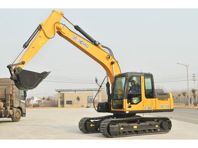 XCMG official 13 ton crawler excavator machine XE135B price