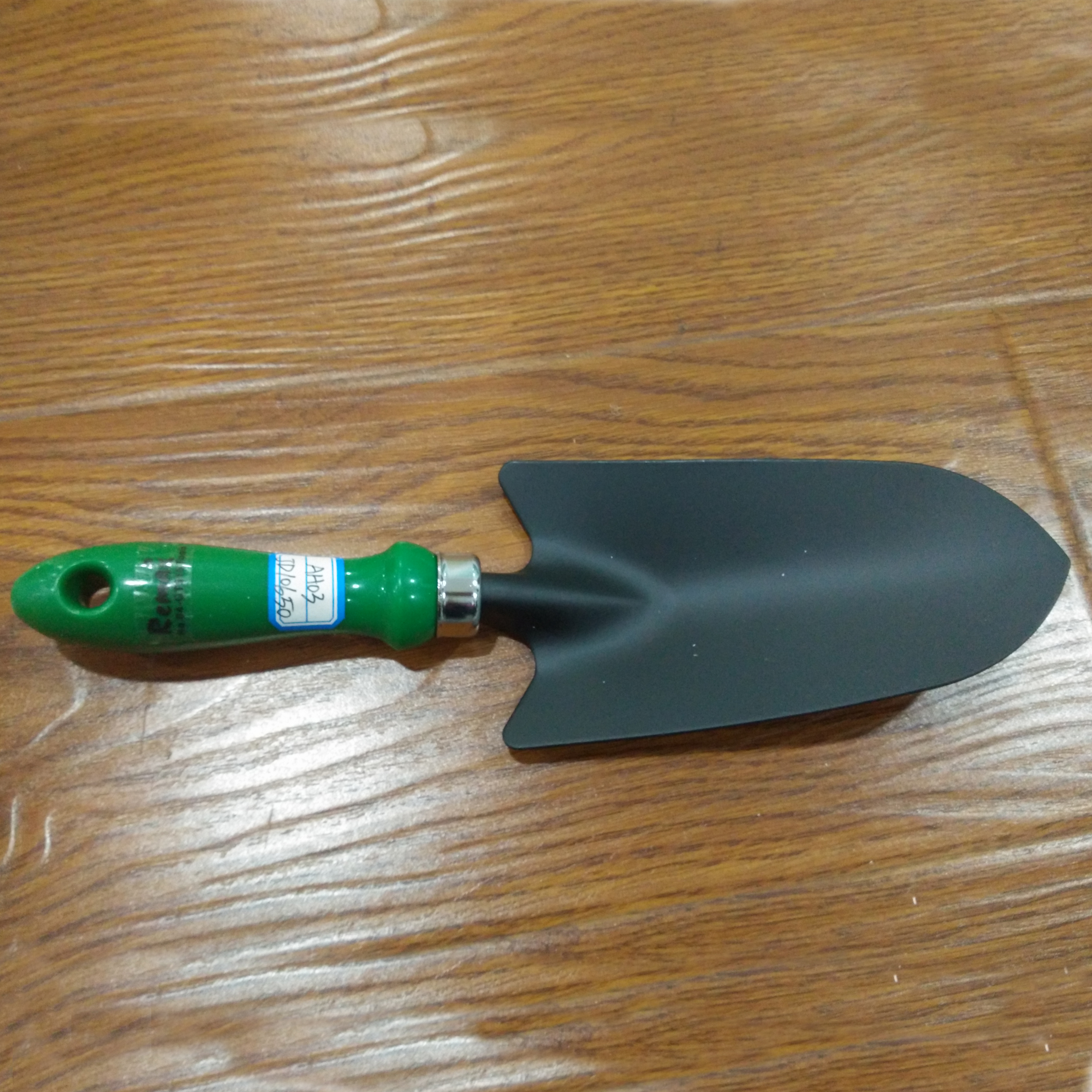 GARDEN TROWEL