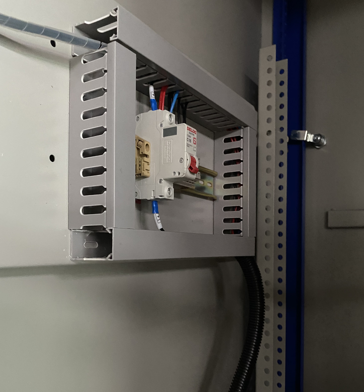 Auto Transfer Switch (ATS) Cabinet 1000Amps