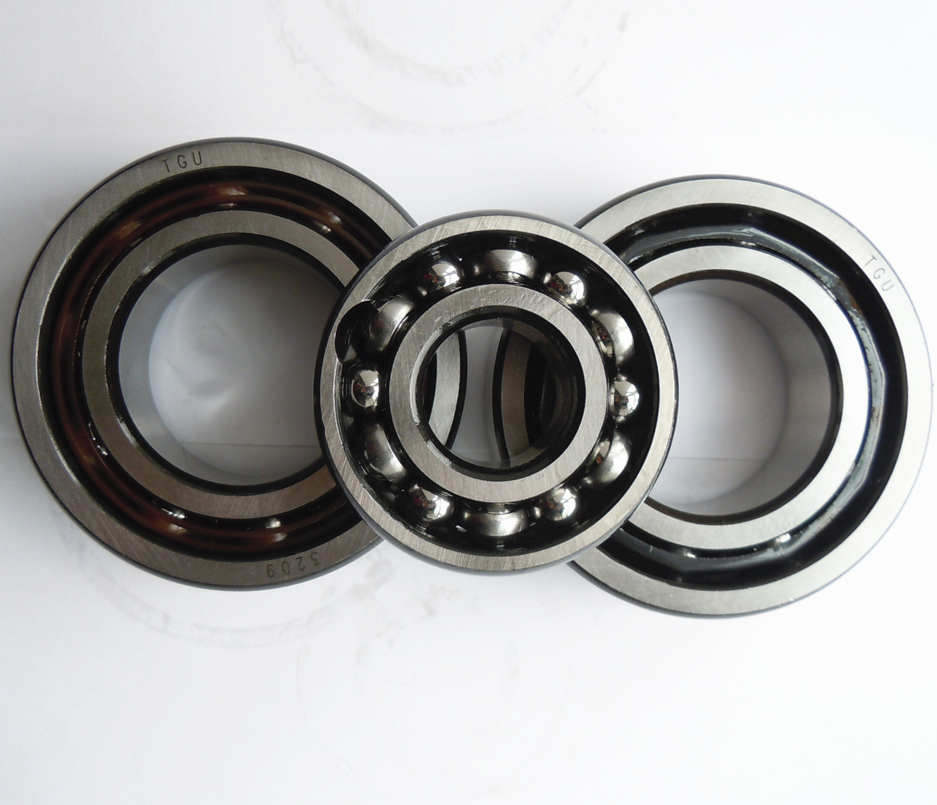 Angular contact bearing