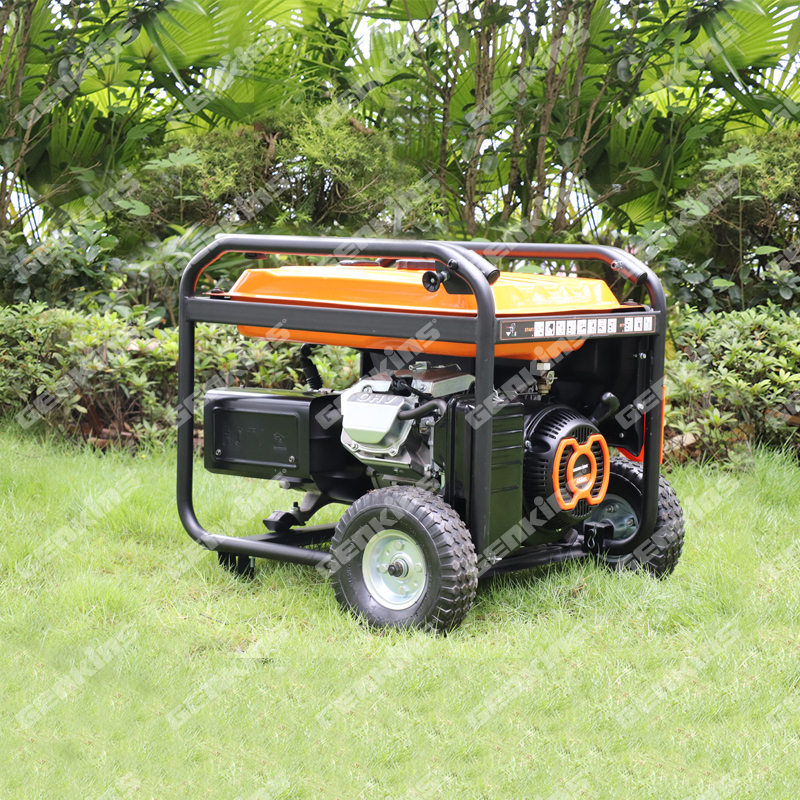 GK12000E Gasoline / petrol generator Rated power:8.5KW Max power:9.0KW E-start