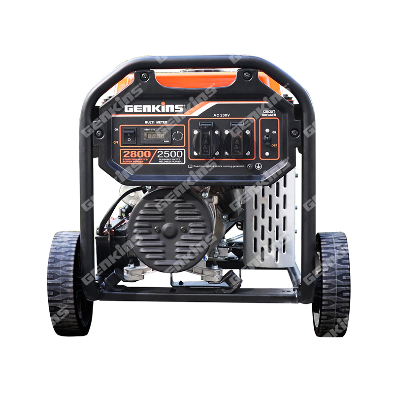 GP3000E Gasoline / petrol generator Rated power:2.5 KW Max power:2.8 KW E-start