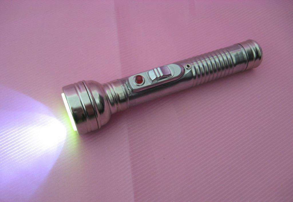 Iron flashlight LED