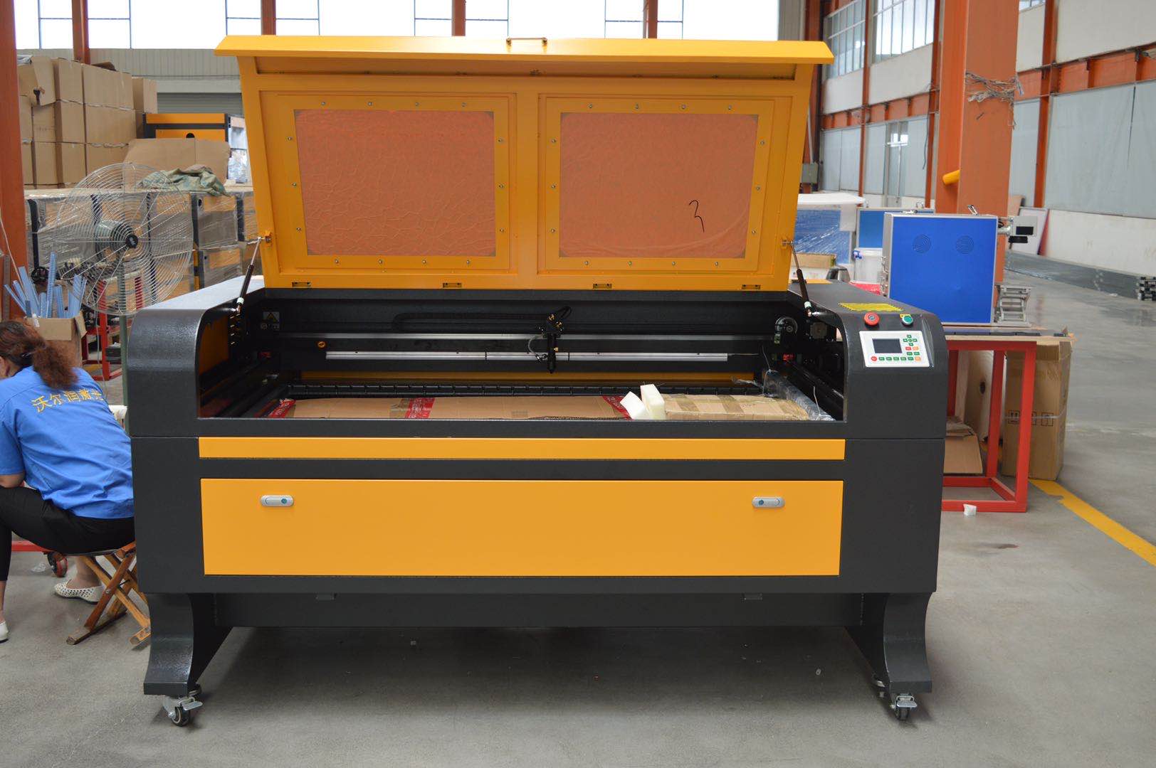 1610 laser cutting machine