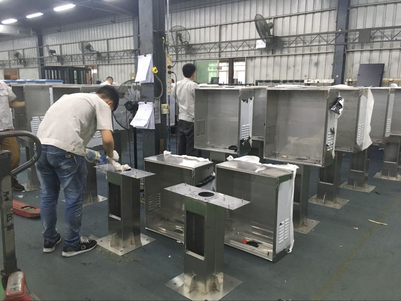 Customized stainless cabinet