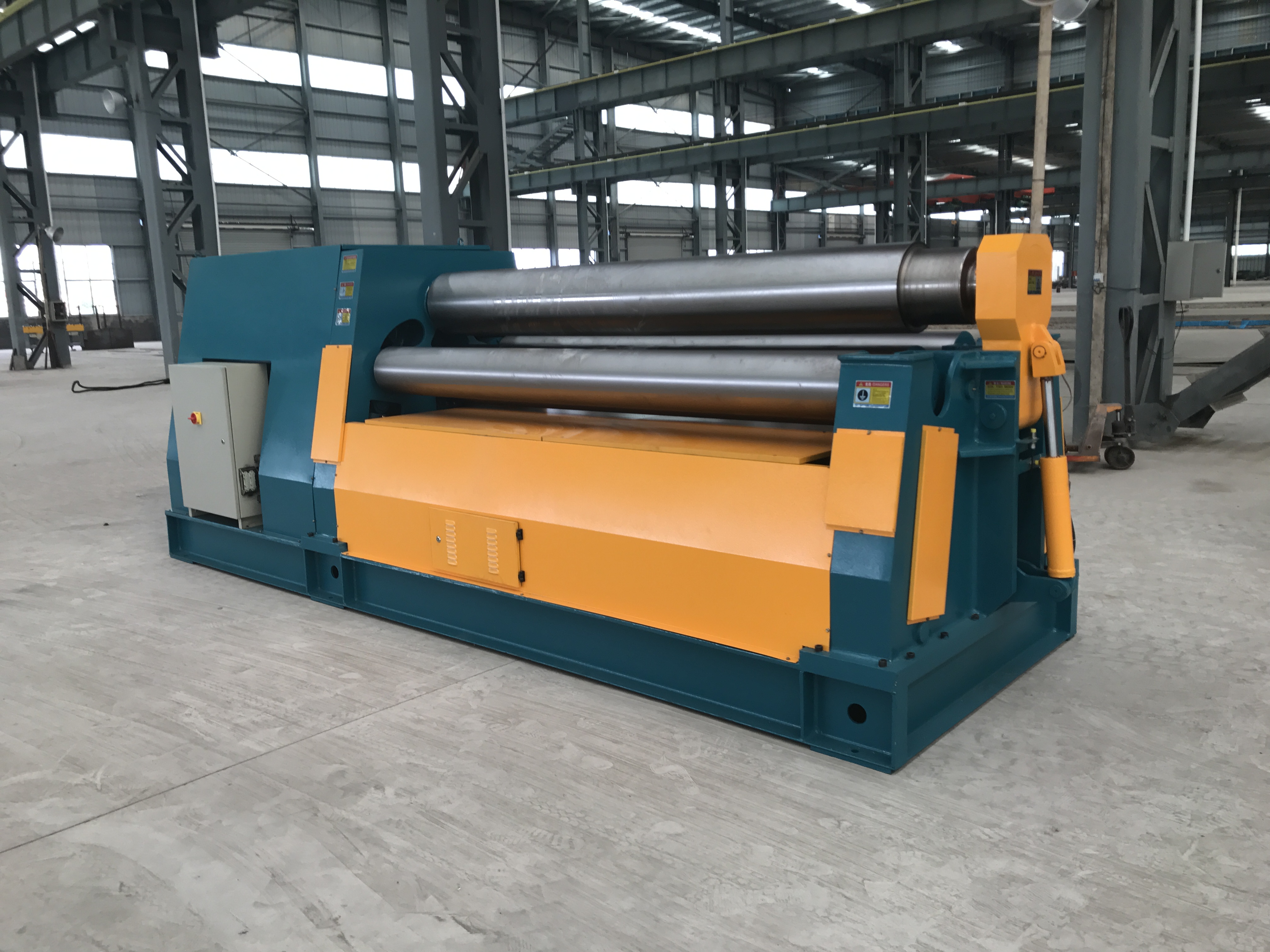 FOUR ROLLER ROLLING MACHINE