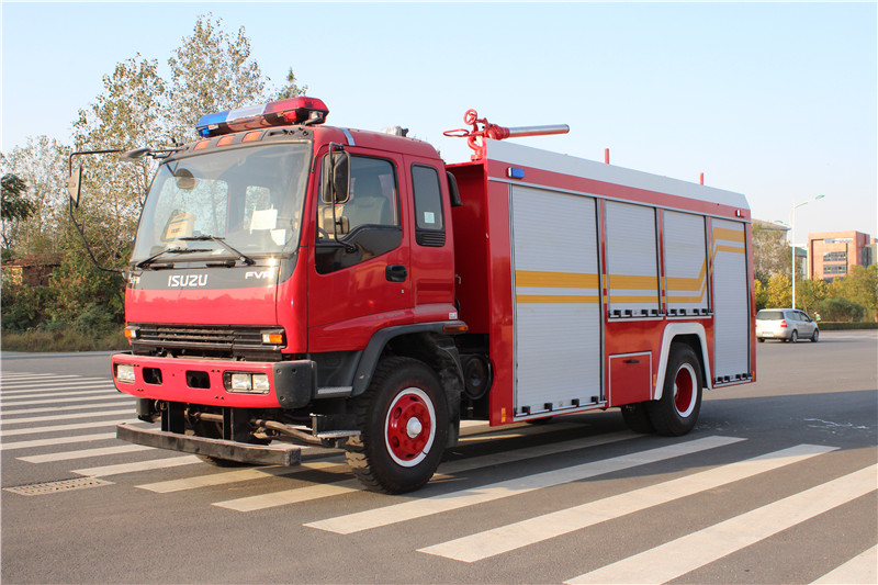 ISUZU fire fighting truck