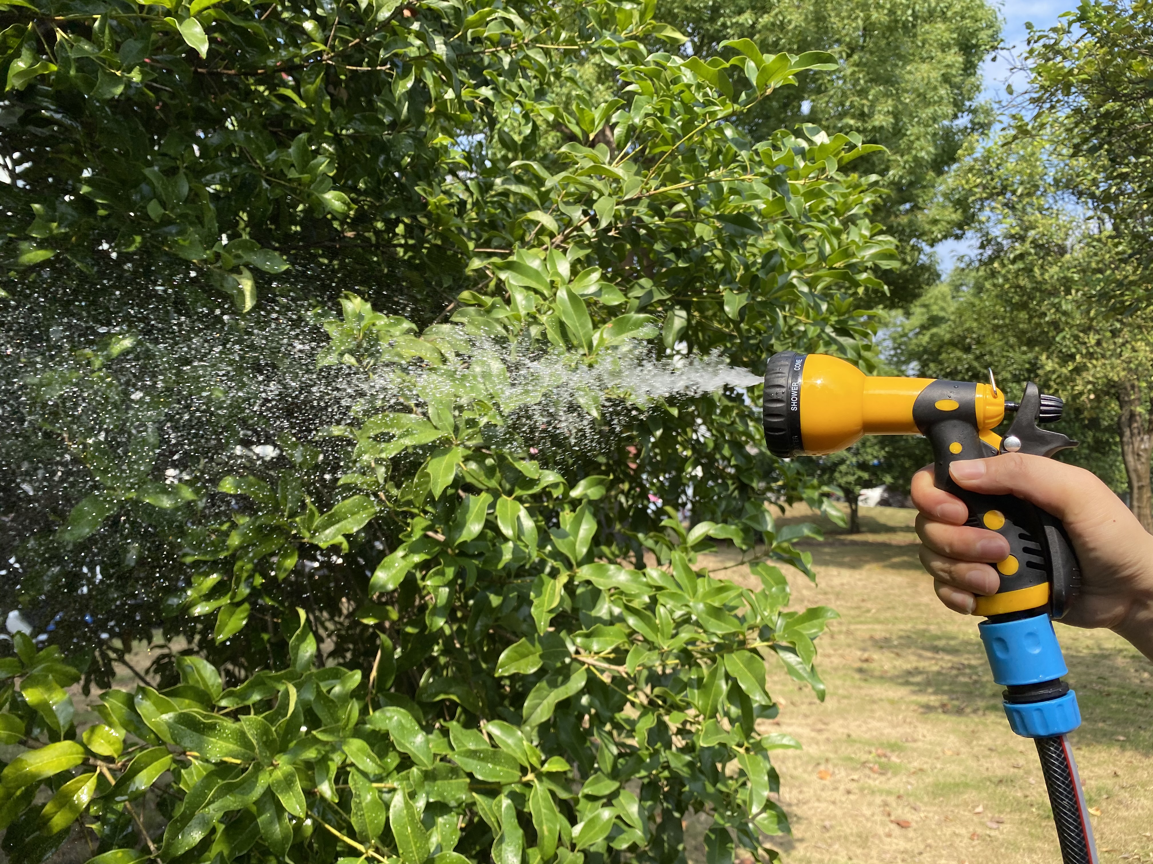 8 patterns garden spray nozzle