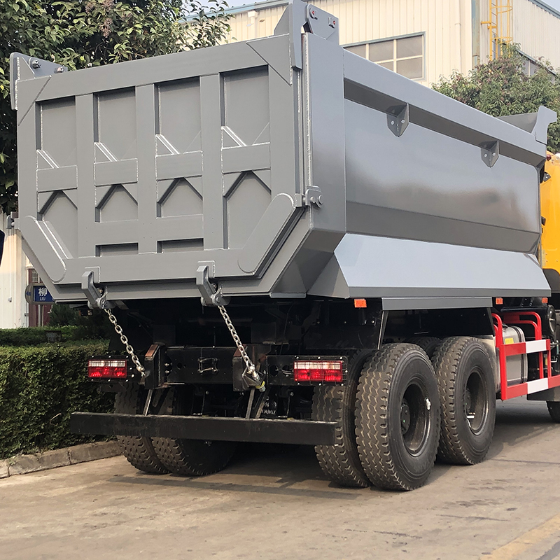 Tipper Truck