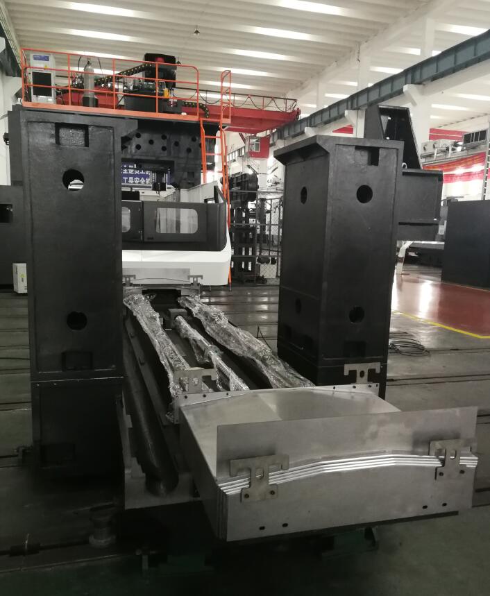 GANTRY TYPE MACHINING CENTER GMC1120