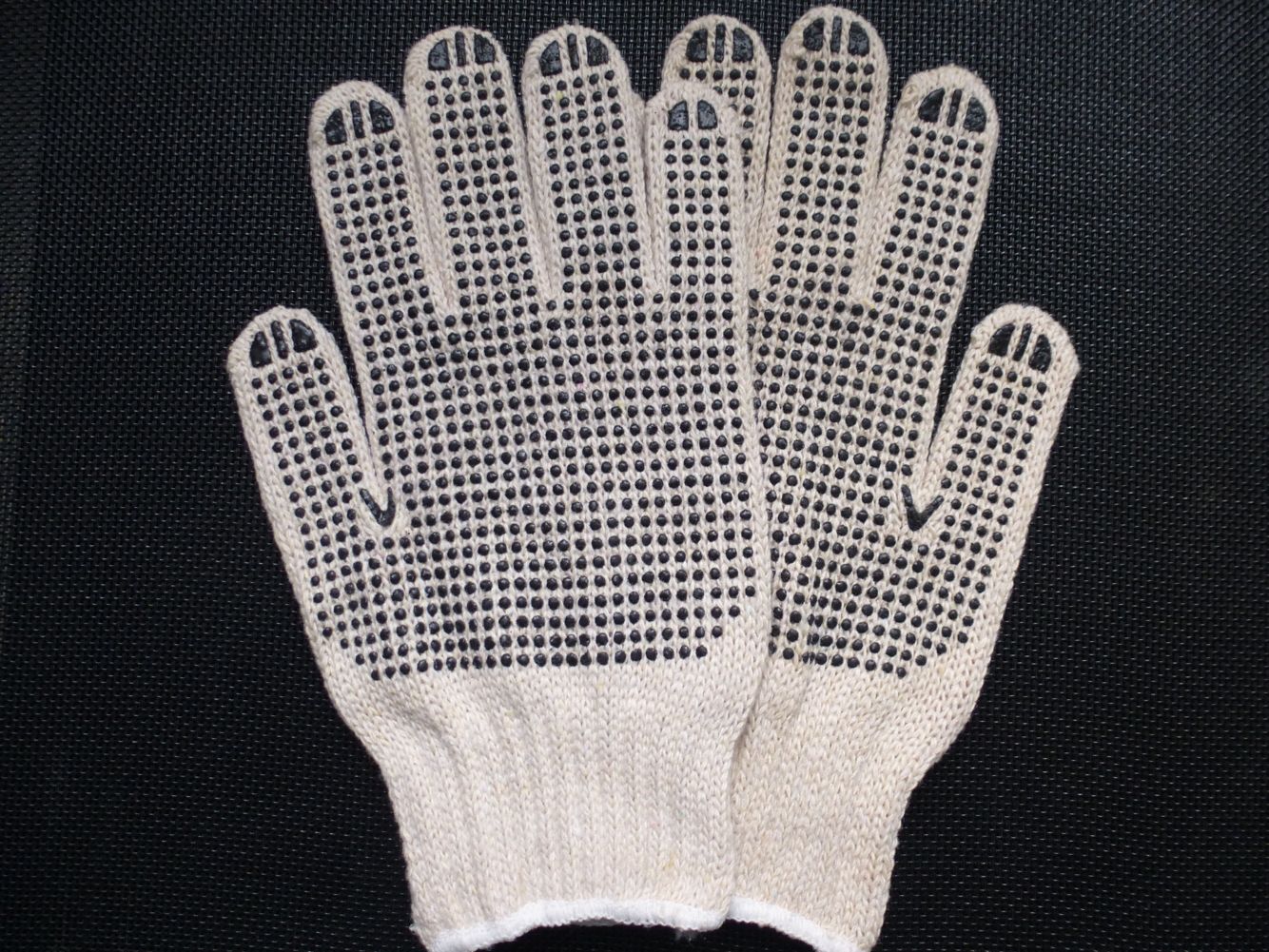 800g/dozen natural white knitted cotton glove with one side pvc dots