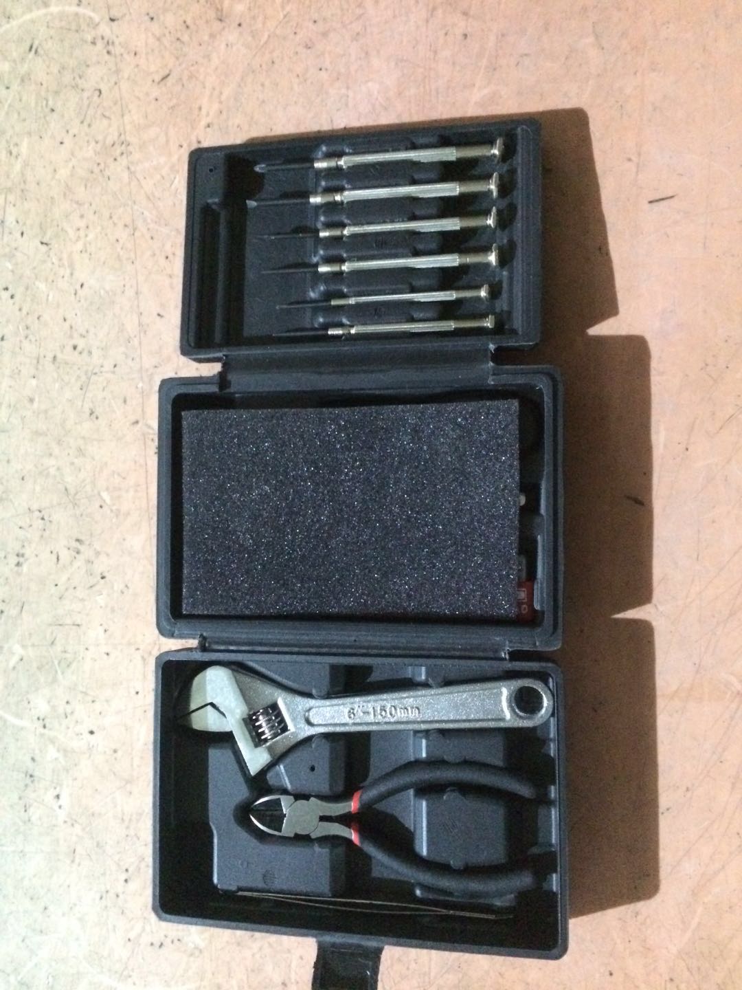 25pc Hand tool set
