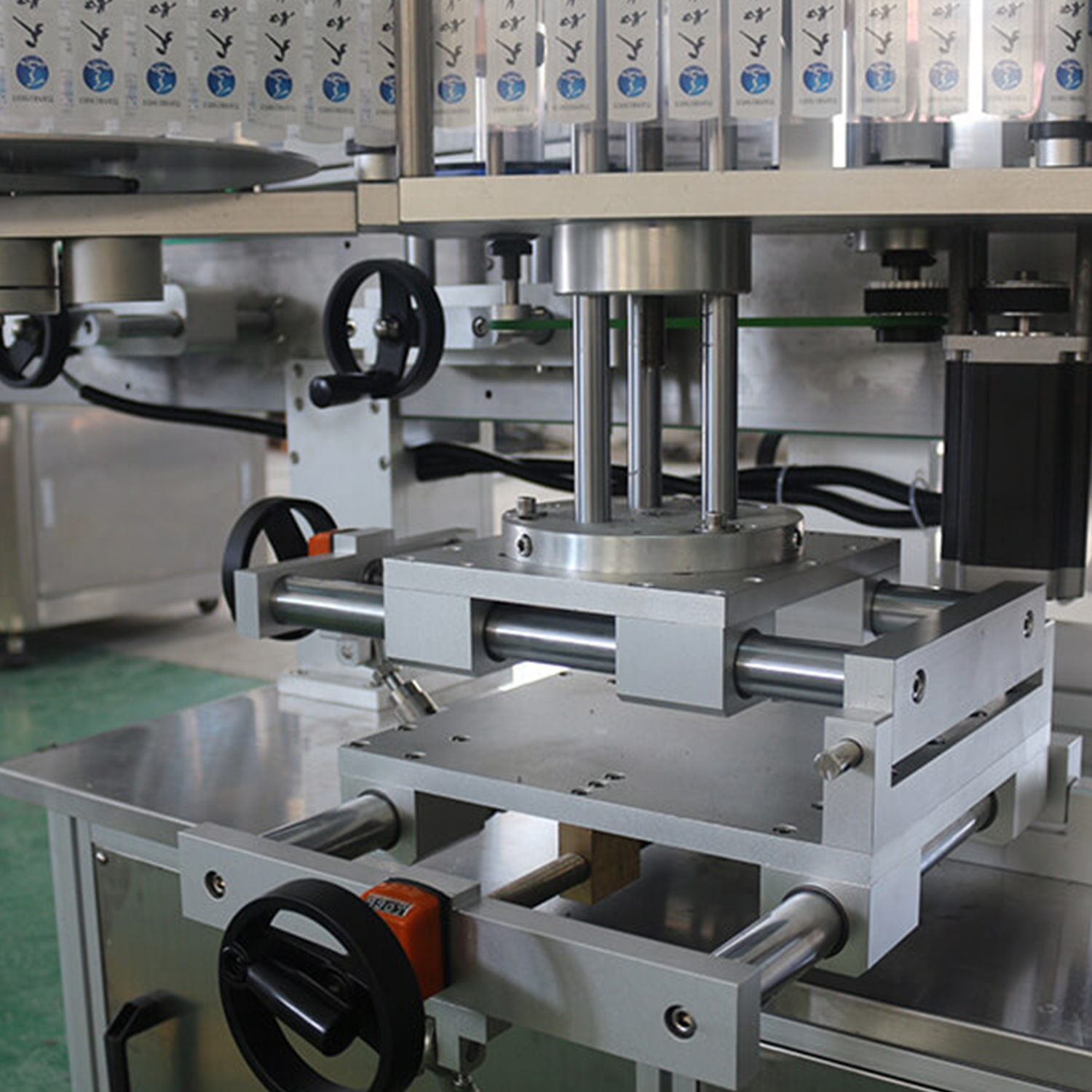 Automatic Double side Linear Type Labeling Sticker Packing Machine