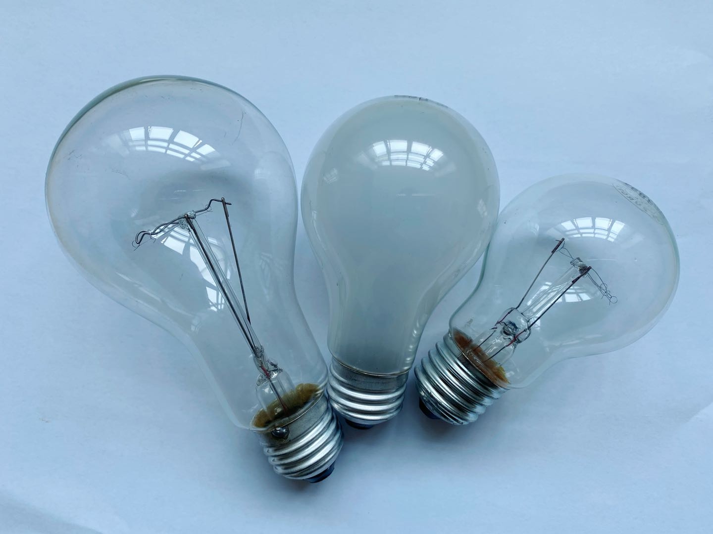 INCANDESCENT BULB