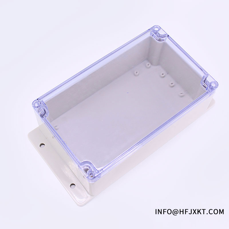 Plastic waterproof junction box
