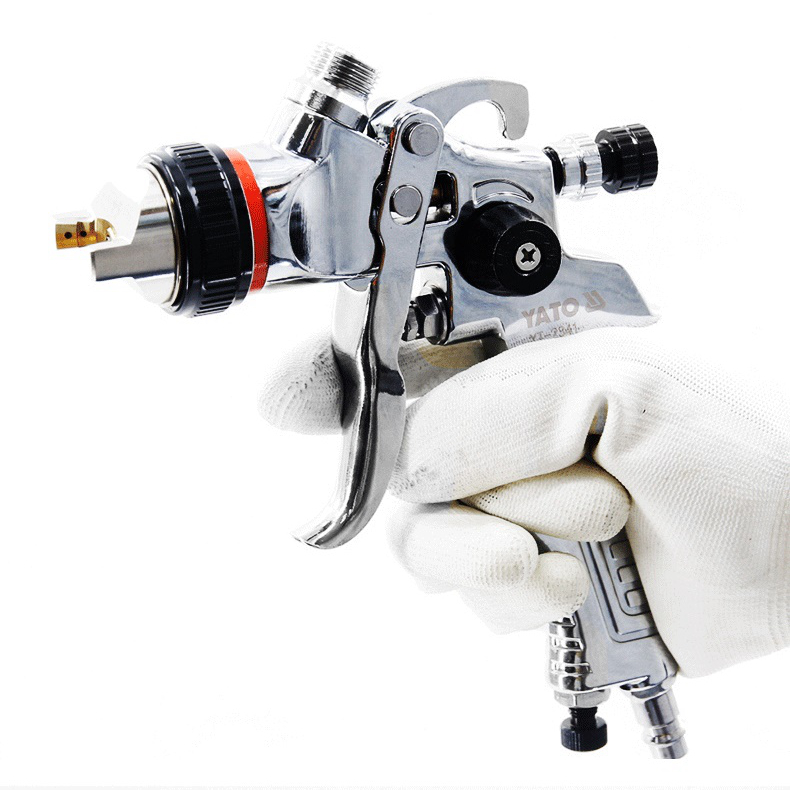 SPRAY GUN