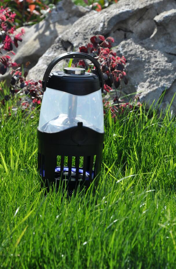 camping lamp (4 in 1 Portable Lantern and Bluetooth Speaker)