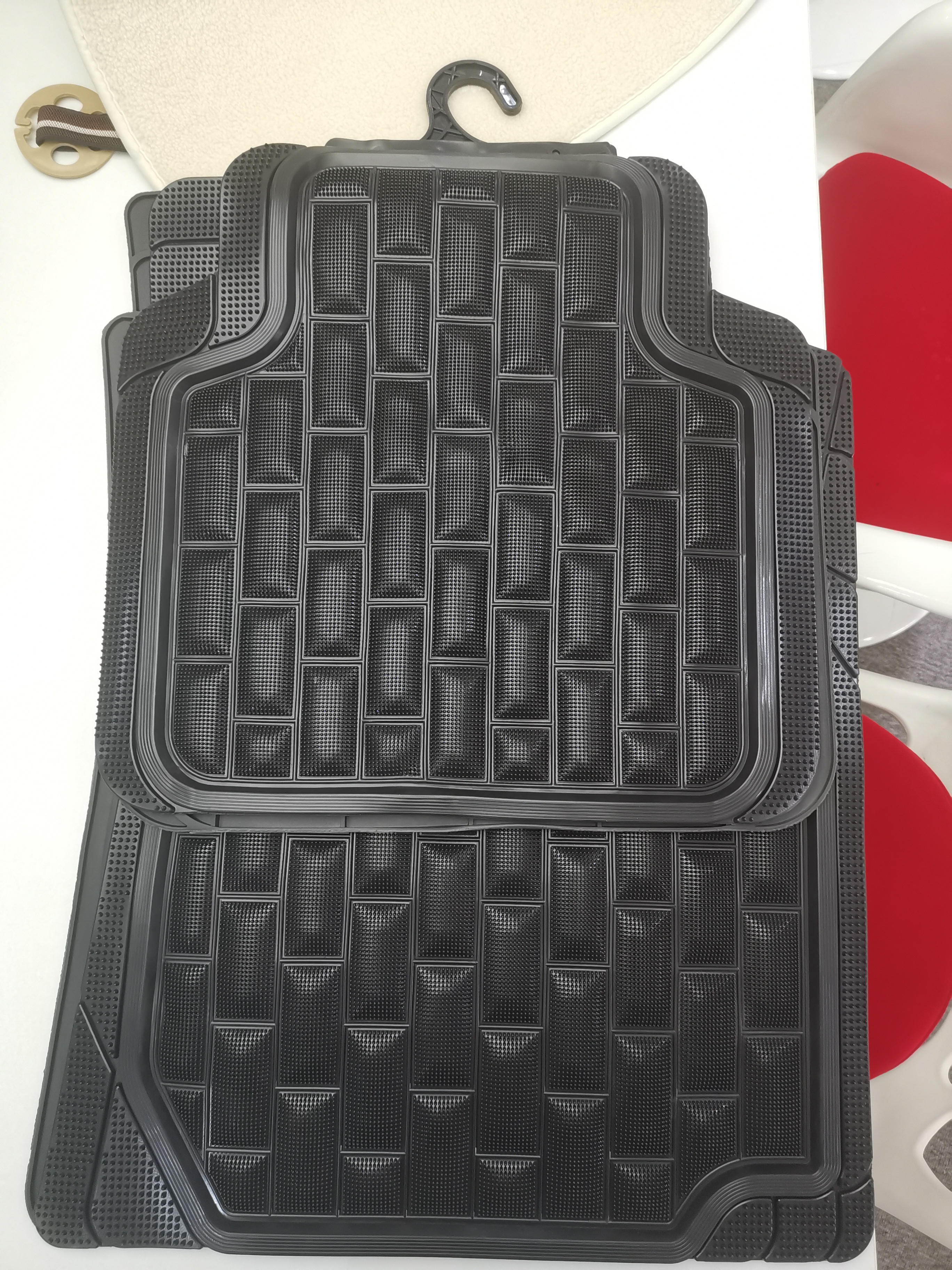 LATEX CAR MAT 5PCS SET