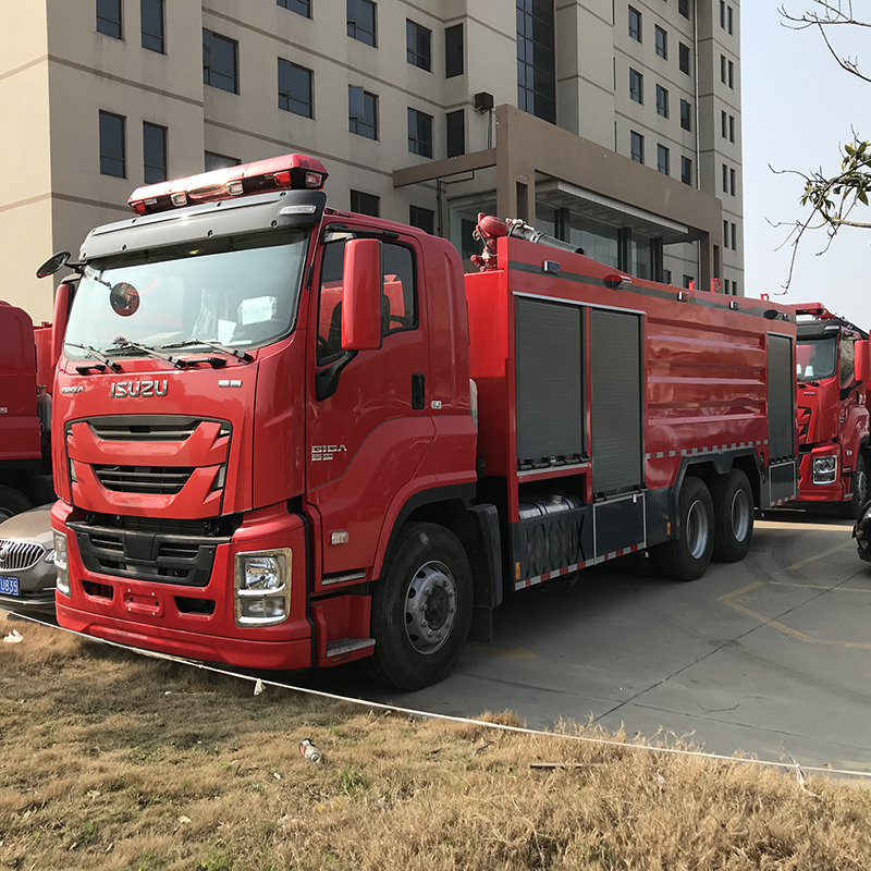 ISUZU GIGA Fire Engine Truck