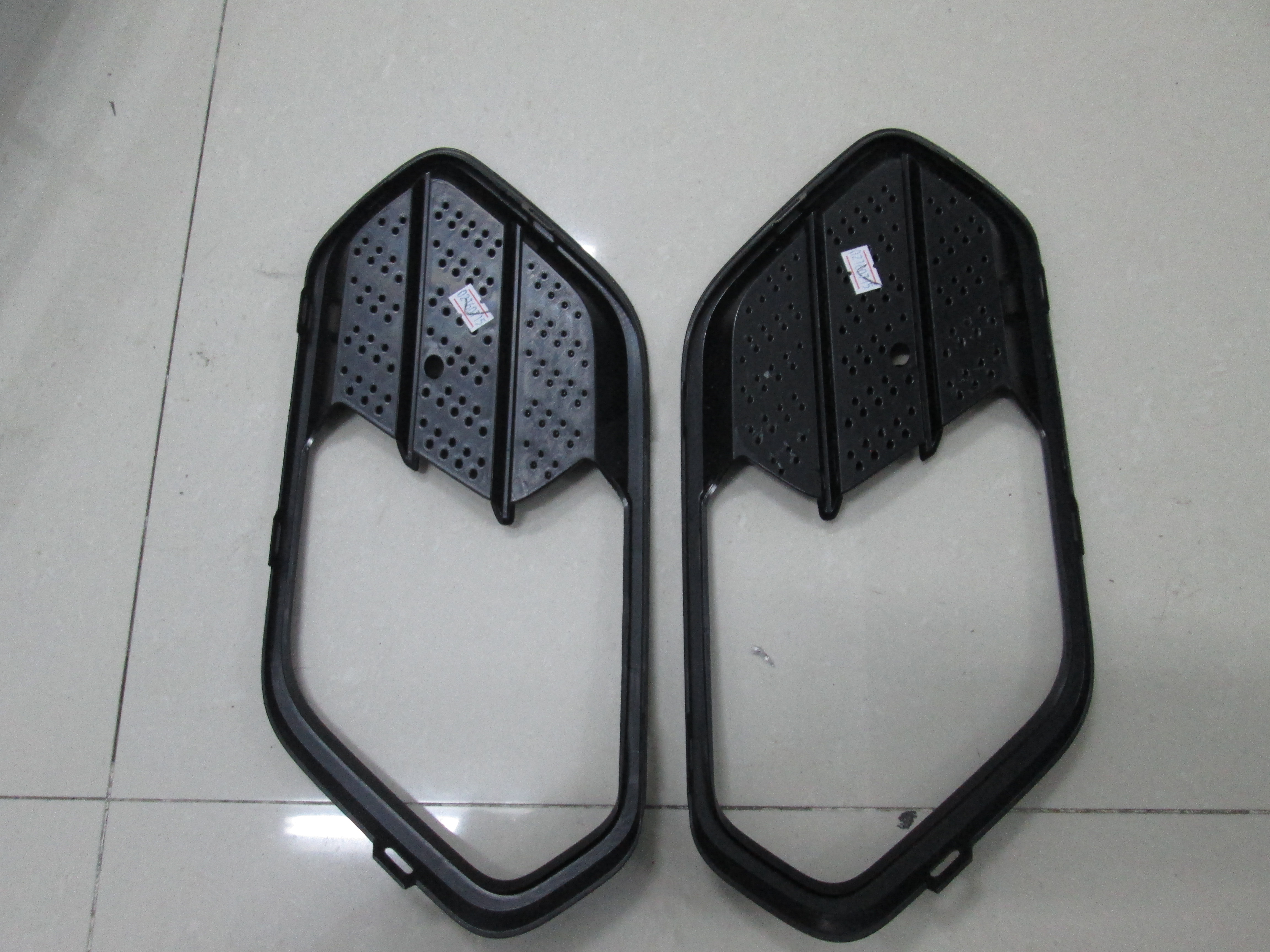 Used for kuga escape 2017 fog lamp cover