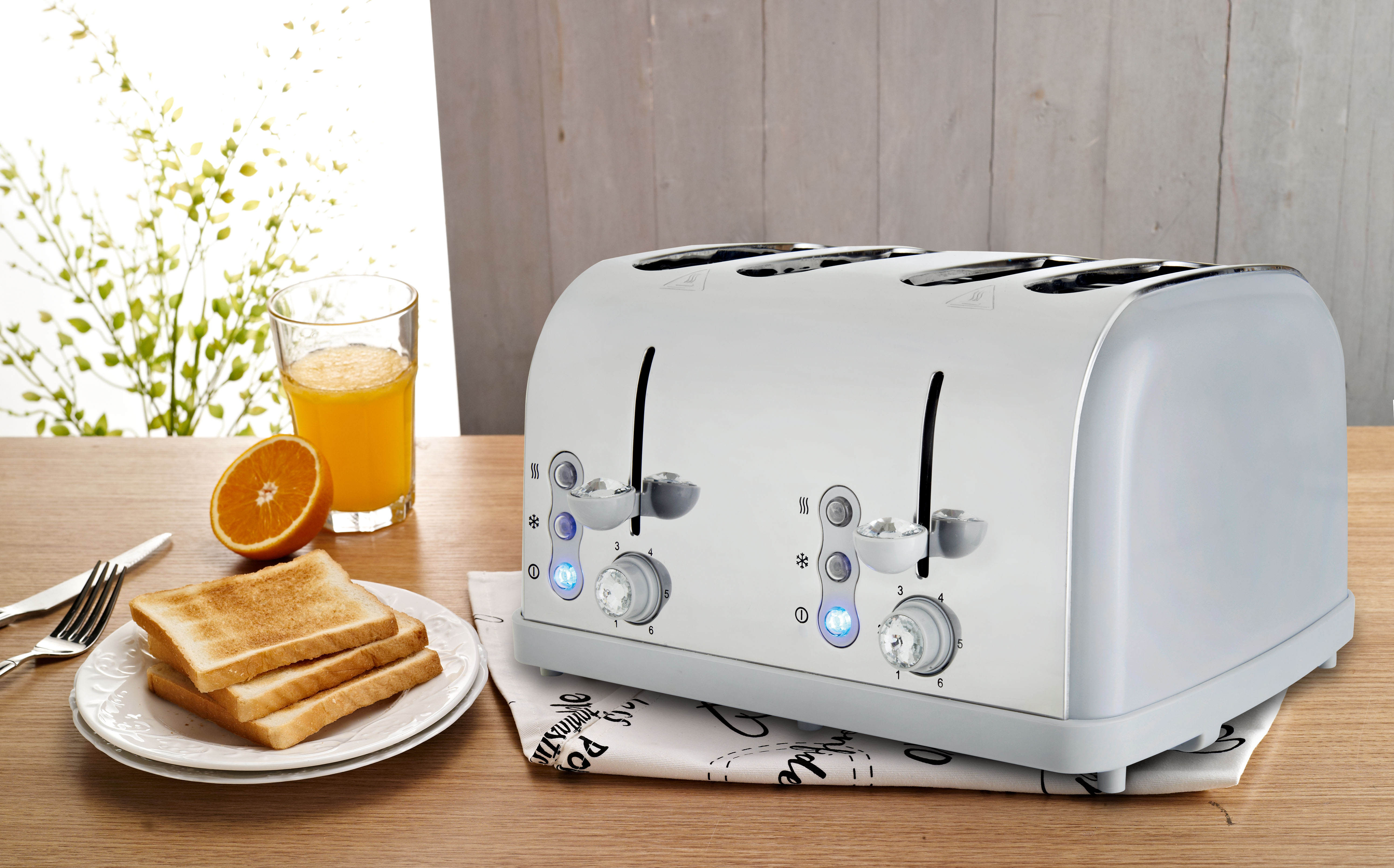 4 Slice toaster