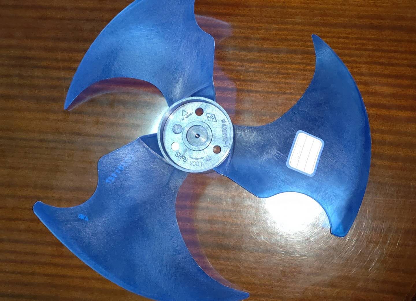 Axial fan blade