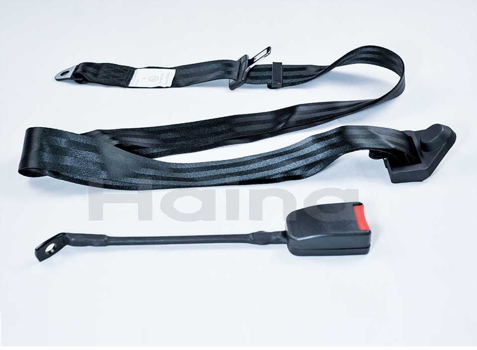 AUTO SAFTY SEAT BELTS