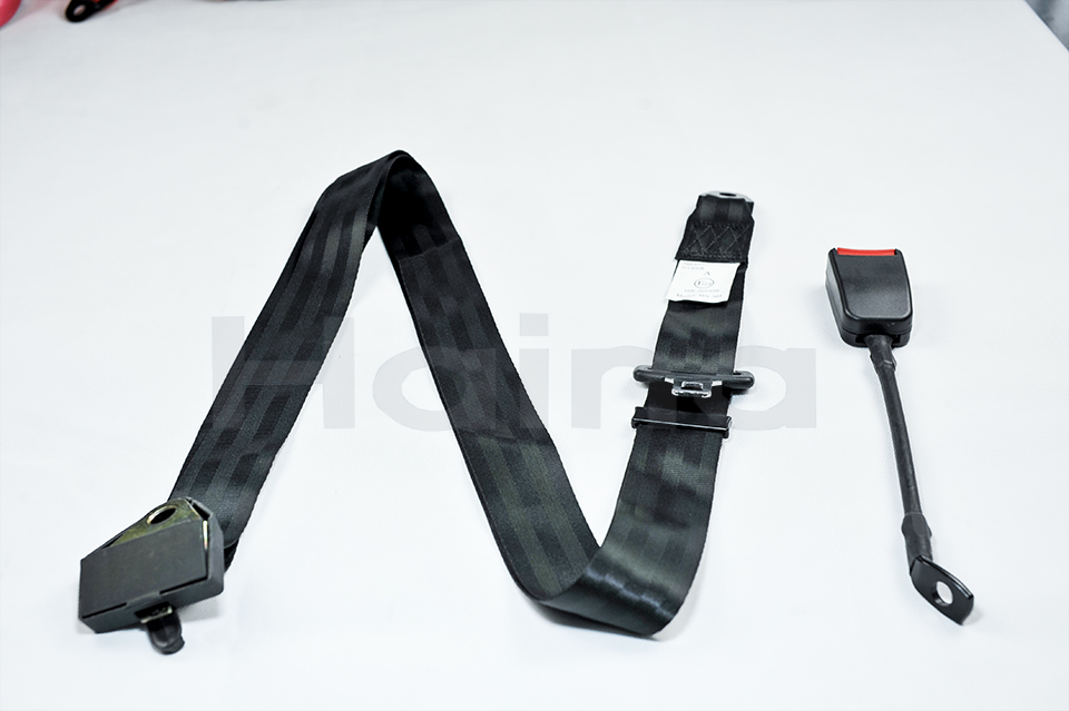 AUTO SAFTY SEAT BELTS