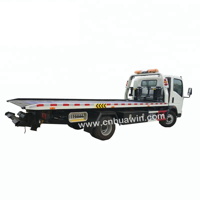 HOWO 4x2 New condition flat bed wrecker towing truck