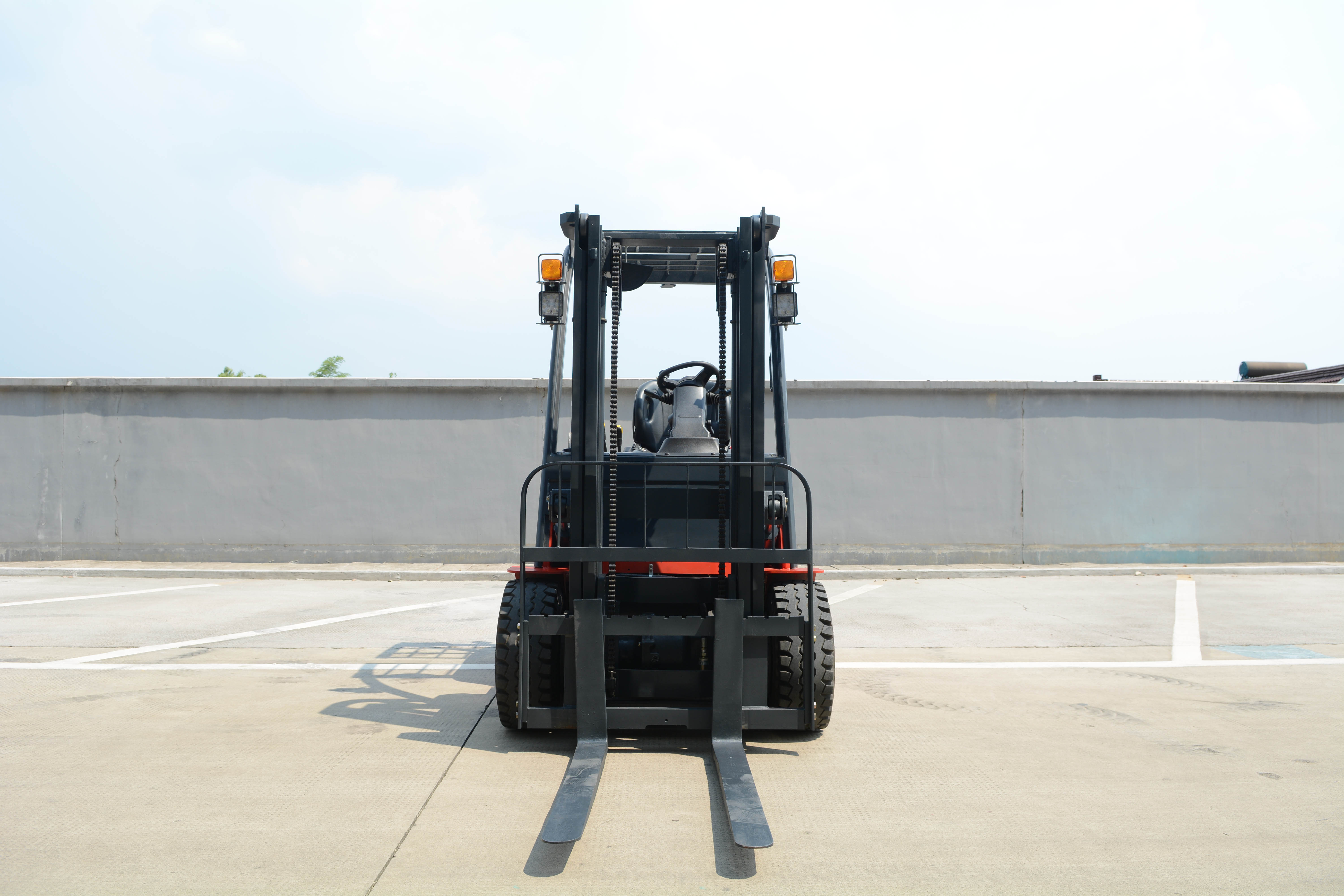 2.5 Ton Lithium forklift