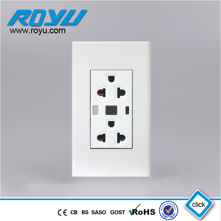Double universal socket with grounding GFCI 16A