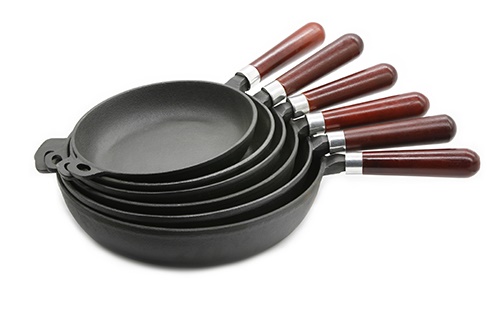 CAST IRON FRYPAN