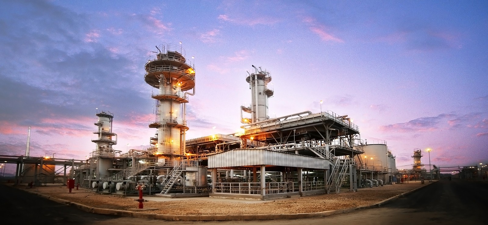 NATURAL GAS PROCESSING PLANT