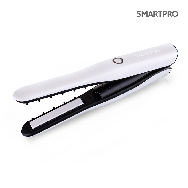 USB rechargeable hair straightener