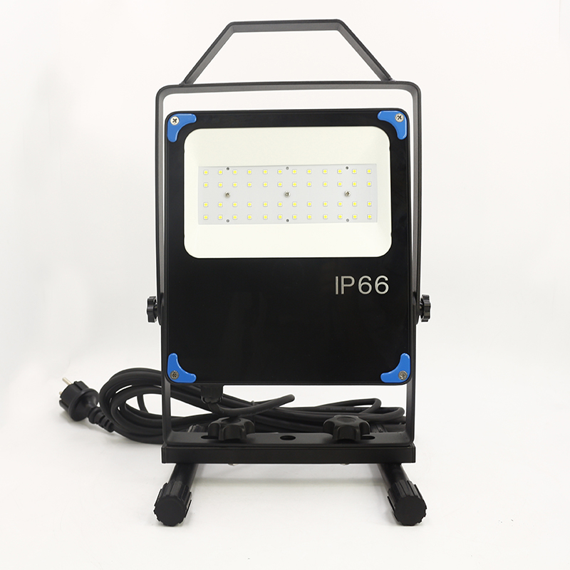 Portable optical flood light