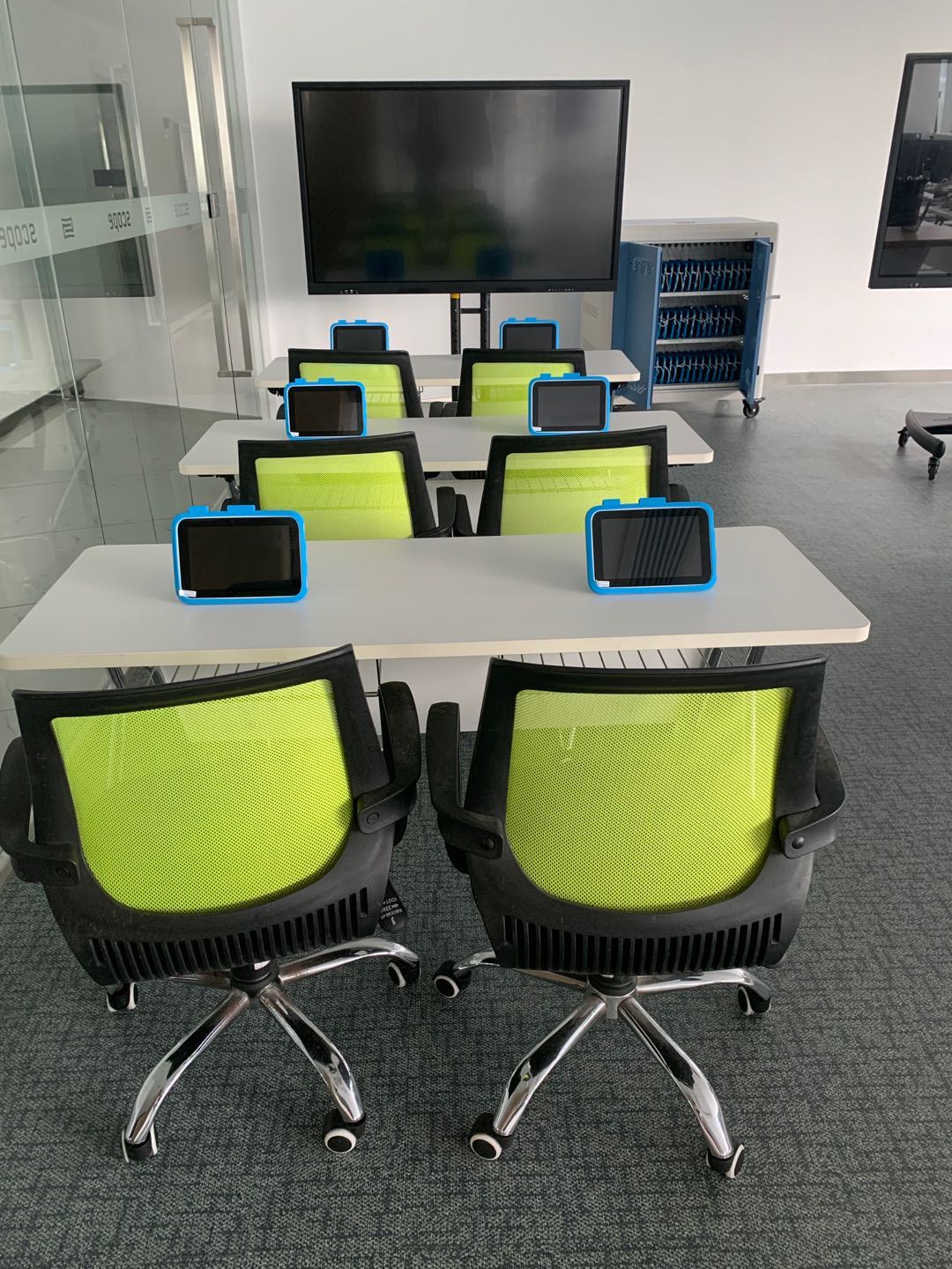 vv board smart classroom