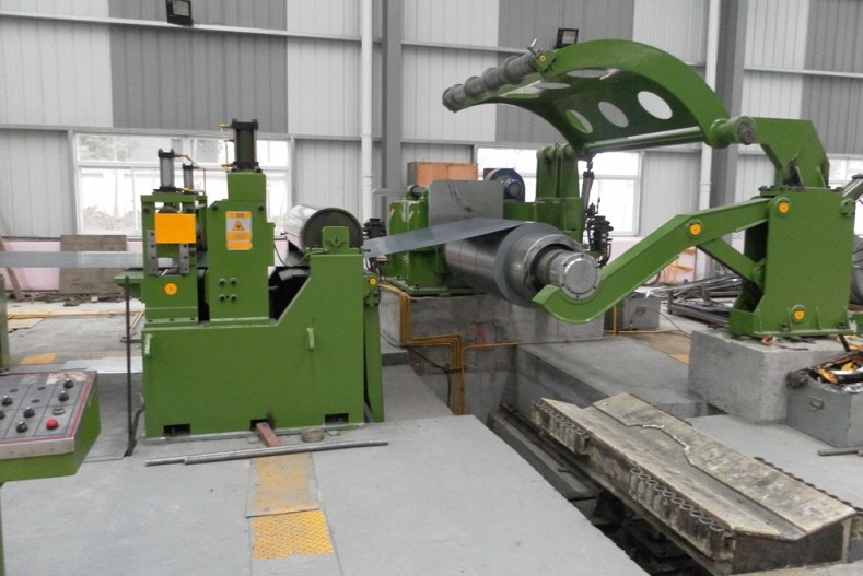 Zhejiang manufacturer customized good price automatic steel cut to length and slitting mac